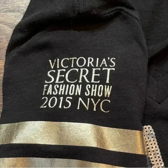 PINK VS NYC  BLING FASHION SHOW TSHIRT 2015 - Picture 7 of 7